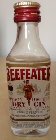 218 - BEEFEATER (Inglaterra)